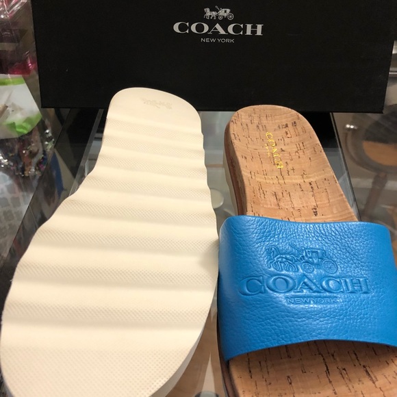 Sandals - Picture 2 of 2